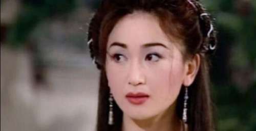 老戏骨重出江湖是个错？张敏演技被骂尴尬，李嘉欣住院发文被嘲活该