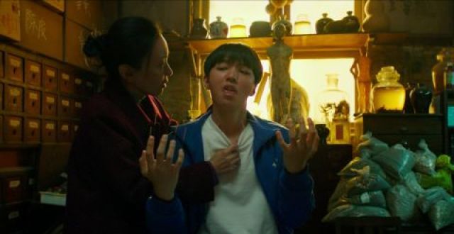 葛优王俊凯合作电影《刺猬》 小凯颠覆形象扮演口吃少年