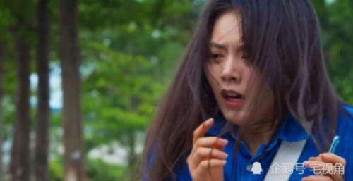 《开端》公交车上那么多人，为何只有肖鹤云与李诗情陷入了循环？