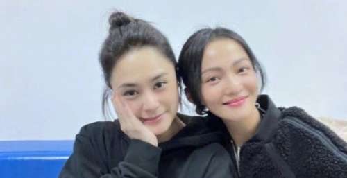 阿娇为闺蜜张韶涵庆生，两人同为40岁却仍似少女，素颜嫩到发光