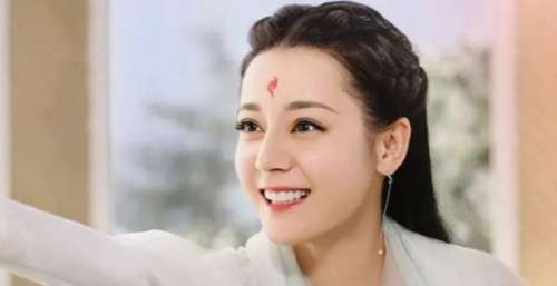白浅、凤九和姬蘅，同为公主，有掌上明珠和悲哀弃子的巨大差距！