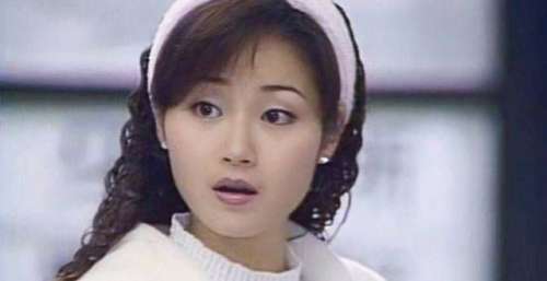 她是“香港第一”，甄子丹为她抛妻弃子，如今50岁再度复出
