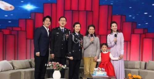央视《向幸福出发》再改版，节目名称换了，元老级女主持周宇回归