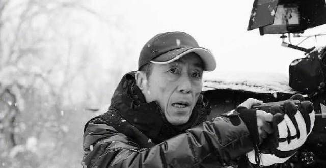72岁张艺谋谈《长津湖2》，与自己的作品恰巧相反，风格迥异