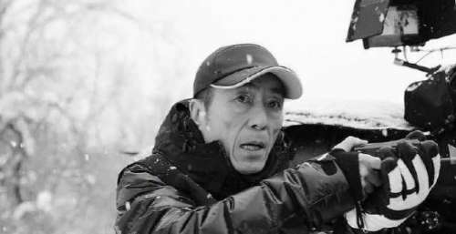 72岁张艺谋谈《长津湖2》，与自己的作品恰巧相反，风格迥异