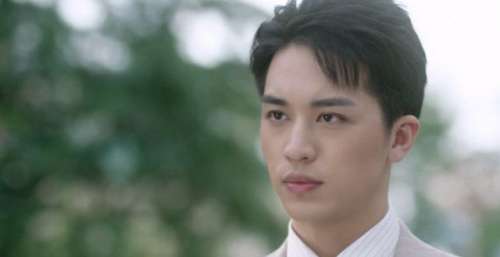 景甜主演的《流光之城》太狠！播8集几乎无差评，口碑炸了，可能要大爆