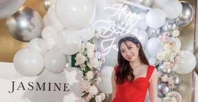 甄子丹女儿庆18岁生日，穿红裙身材好气质佳，遗传模特妈妈好基因