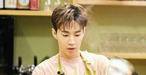 《给你，我的新名片》刘宪华解锁新身份 挑战美食店主换取暖心回忆