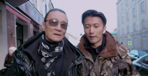 85岁获影帝，独自生活很寂寞？谢霆锋调侃父亲没获得什么大奖