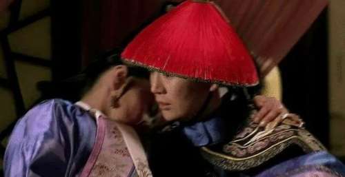 甄嬛传中，太后与眉庄那么好，为何不亲自抚养眉庄之女静和公主？