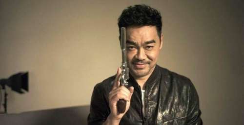 被低估的影帝刘青云：家庭背景一言难尽，如今迎娶港姐身价上亿