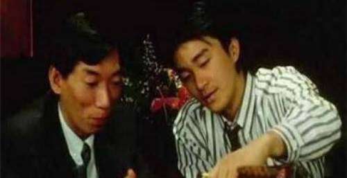 周星驰给他斟酒，成龙李连杰叫他八爷，甄子丹喊师父！究竟是谁？