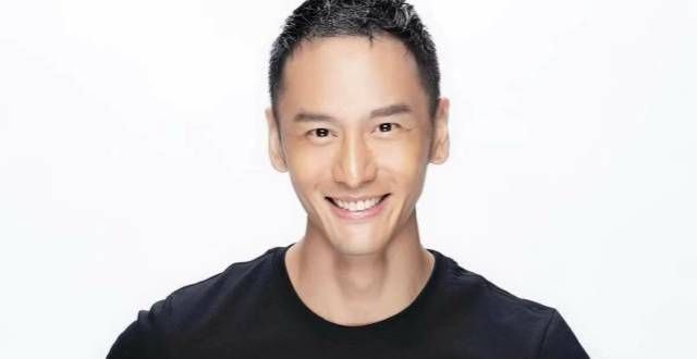 演员顾佑明秀精壮肌肉实力宠粉，网友沸腾了！