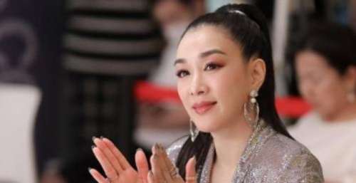 钟丽缇：离异后带3女儿艰难生活，嫁给张伦硕后才知道什么是爱