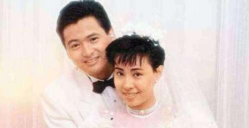 终于明白，陈荟莲不漂亮，也没有孩子，周润发为何独宠她38年了