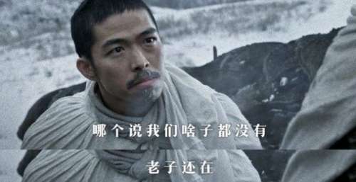 《狙击手》积压半年，改档后就撞上《水门桥》，预售票房竟没打过动画片