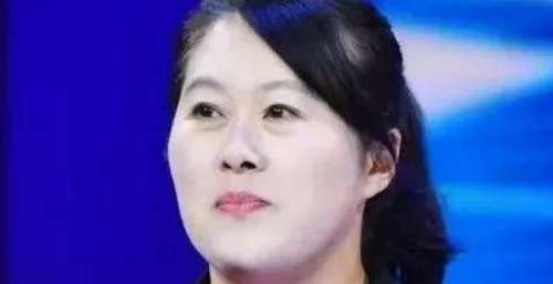 《集合！开心果》欢乐继续！冰球教练“滑错赛道”现场科普冰球知识