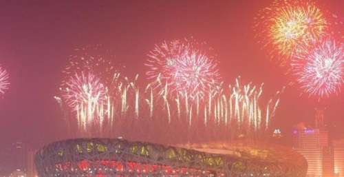 张艺谋：期待北京冬奥开幕式成功 想用电影讲好中国故事