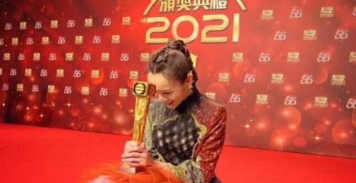 TVB视后李佳芯疑似回应“迟到王”传闻：你越弱，遇到的坏人越多
