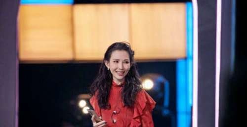 蔡少芬晒美照 坦言：其实我不只唱京剧 唱其他也可以