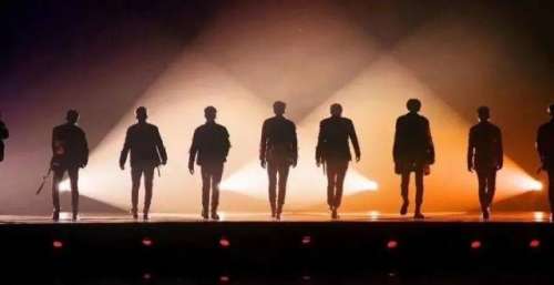 感谢EXO-L，​EXO在2022首尔歌谣大赏“韩流特别赏”！