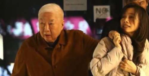 李靓蕾日本名撒谎证据曝光，陈飞龙亲自证实，粉丝称赞王力宏有襟