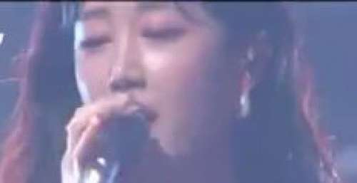河东为星参加的综艺《妈妈是偶像》应援加油