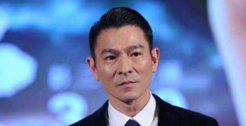 她是刘德华的恩人，71岁被儿女败光家产，刘德华对她说出这句话